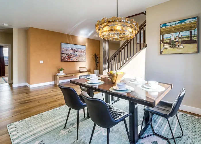 Modern Retreat W/ Fire Pit & Ev Charger! Flagstaff