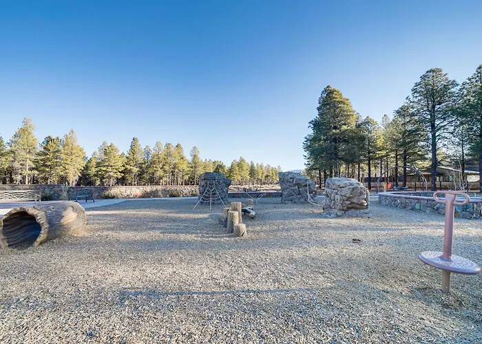 Modern Retreat W/ Fire Pit & Ev Charger! *