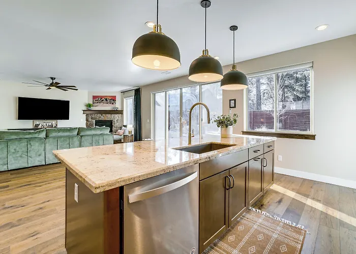 Modern Retreat W/ Fire Pit & Ev Charger! Flagstaff
